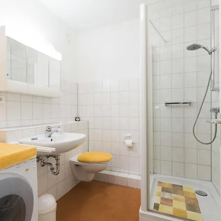 Quality By Dmzv Gmbh Szálloda 3*