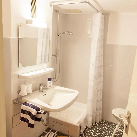 Szálloda Quality By Dmzv Gmbh Hannover